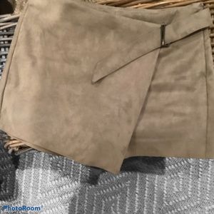 Zara Faux Suede Skort